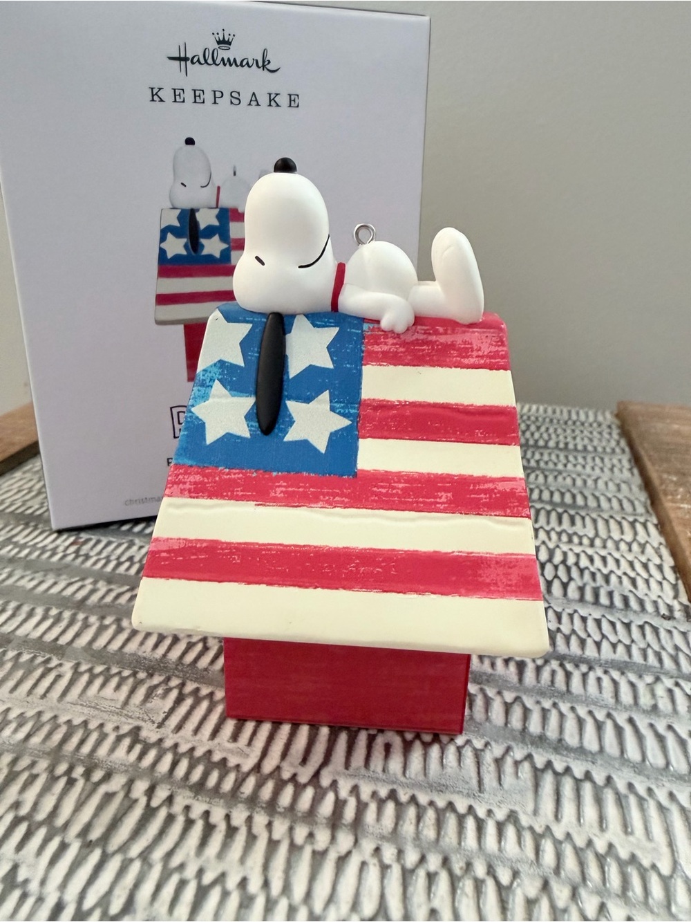 Hallmark Peanuts Patriotic Snoopy Doghouse Ornament - Red, White, Blue - Picture 3 of 10